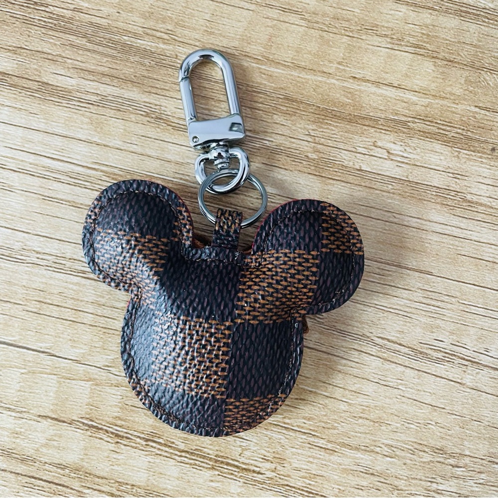 Popular! Luxury Mickey Mouse Damier keychain - Picture 2 of 3